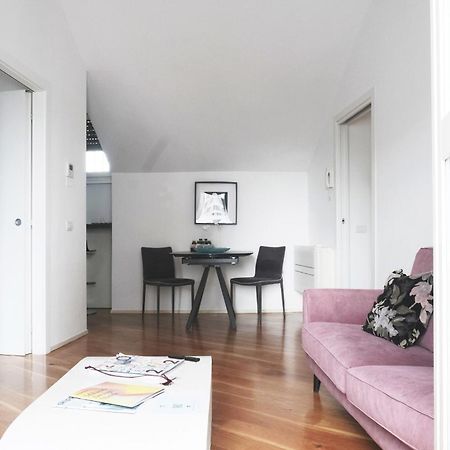 Comecasa Attic 5 Min Walk From Duomo 米兰 外观 照片