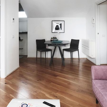 Comecasa Attic 5 Min Walk From Duomo 米兰 外观 照片