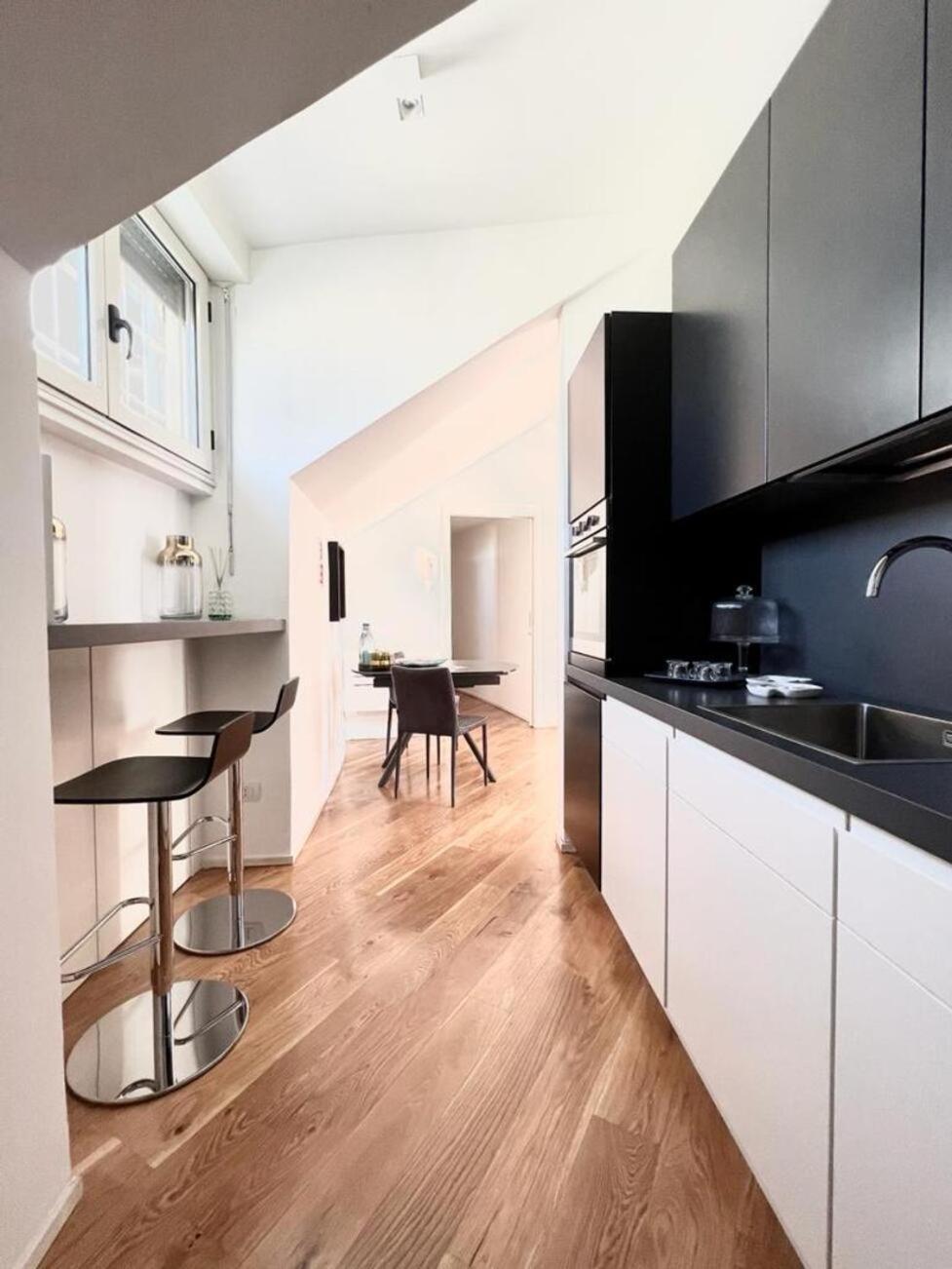Comecasa Attic 5 Min Walk From Duomo 米兰 外观 照片