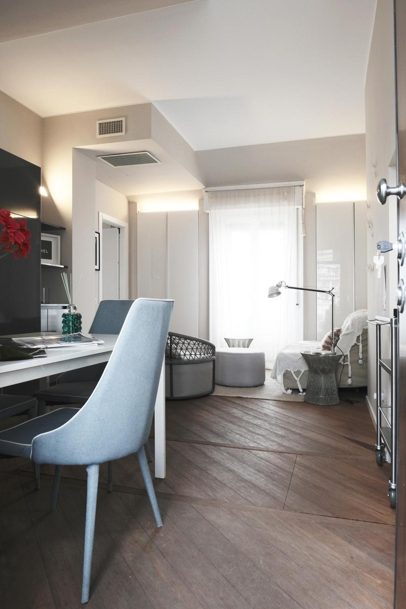 Comecasa Attic 5 Min Walk From Duomo 米兰 外观 照片